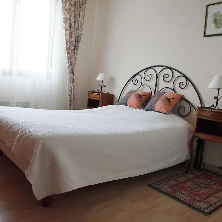 Maison De Famille Dans Quartier Calme Sur L'ile D'oleron *